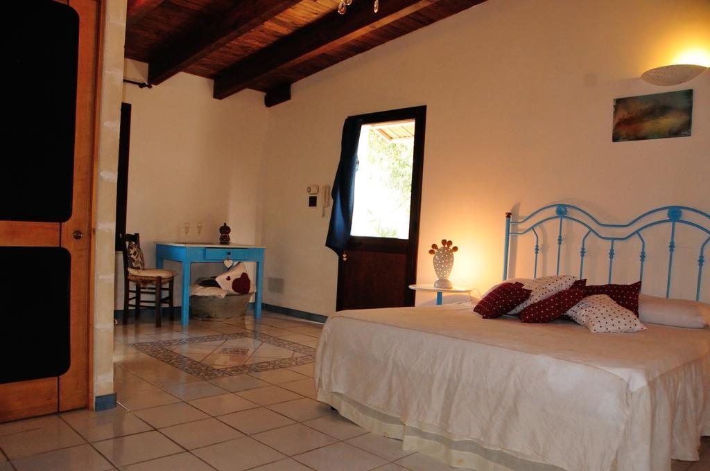 Alba Bed & Breakfast Melendugno Habitación foto
